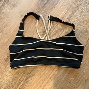 Lululemon Free to Be Bra